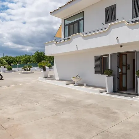 Piccolo Rosa 2* Ostuni